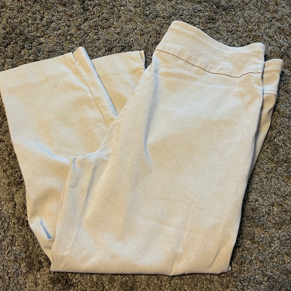 Eric Casual Womens Khaki Tan Pull On Straight Leg Capri Size Medium